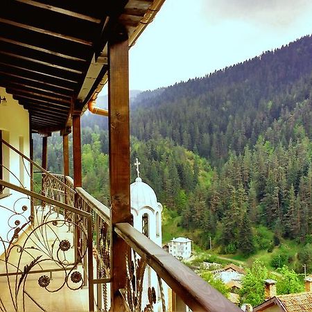Family Hotel Valchanovata Kashta Fotinovo Bagian luar foto