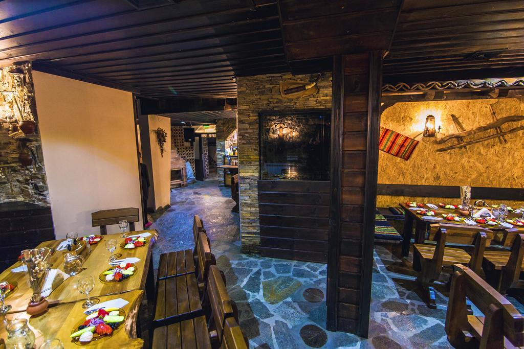 Family Hotel Valchanovata Kashta Fotinovo Bagian luar foto