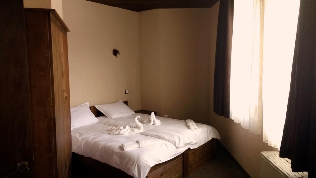 Family Hotel Valchanovata Kashta Fotinovo Bagian luar foto