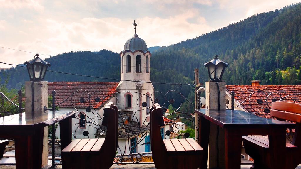 Family Hotel Valchanovata Kashta Fotinovo Bagian luar foto