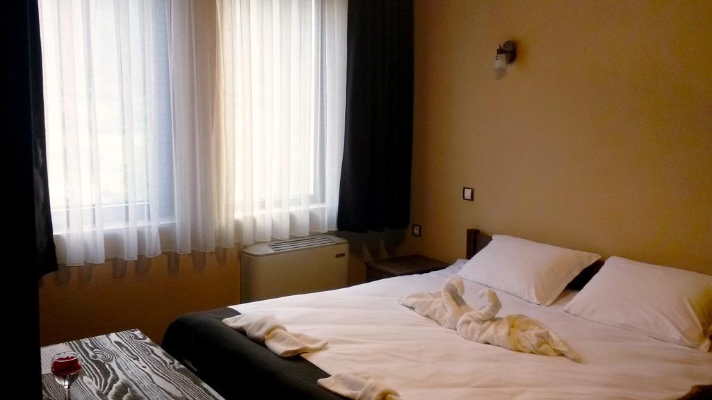 Family Hotel Valchanovata Kashta Fotinovo Bagian luar foto